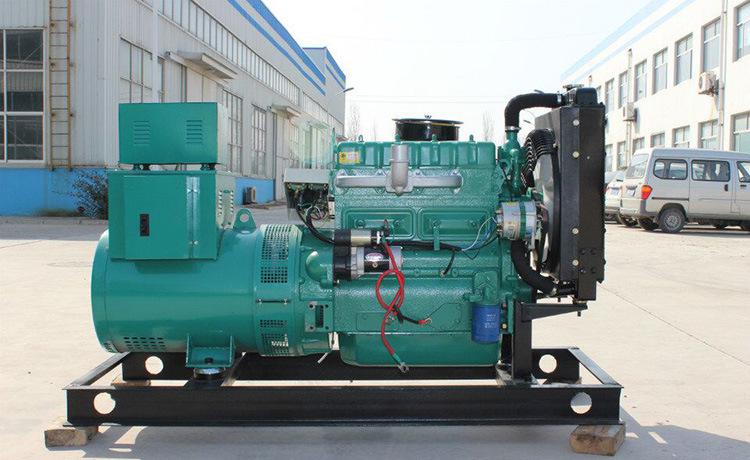 石狮弥补柴油发电机蓄电池电量的方法